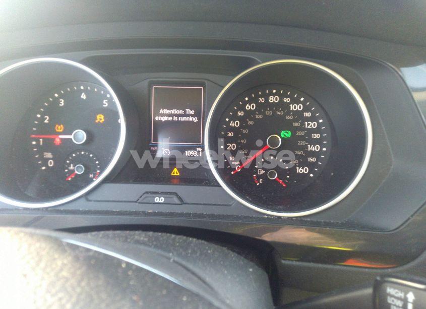 Photo 7 of 2019 Volkswagen Tiguan 2.0T SE/2.0T SEL/2.0T SEL R-LINE/2.0T SEL R-LINE BLACK (VIN 3VV3B7AX2KM053358)