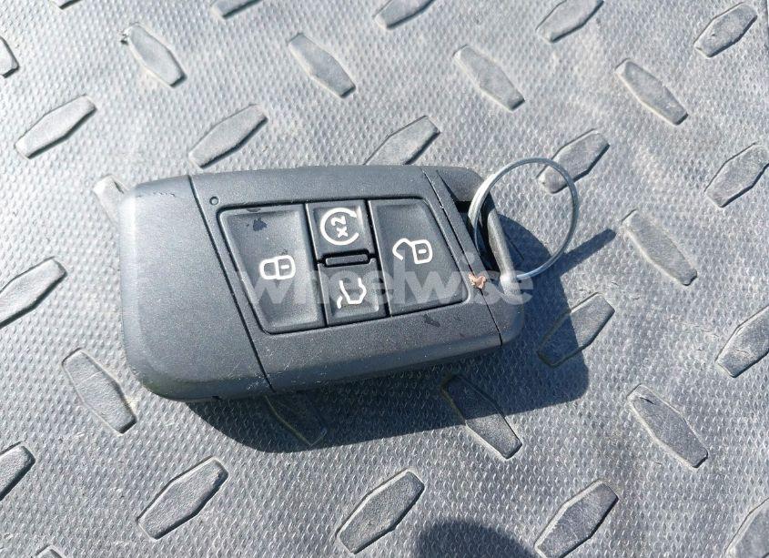 Photo 11 of 2019 Volkswagen Tiguan 2.0T SE/2.0T SEL/2.0T SEL R-LINE/2.0T SEL R-LINE BLACK (VIN 3VV3B7AX2KM090202)