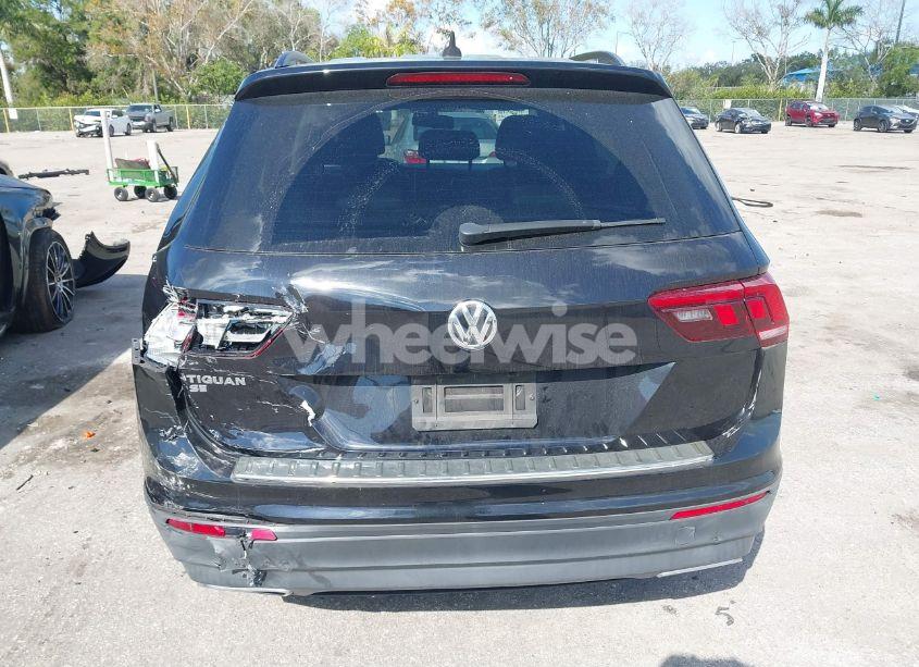 Photo 6 of 2019 Volkswagen Tiguan 2.0T SE/2.0T SEL/2.0T SEL R-LINE/2.0T SEL R-LINE BLACK (VIN 3VV3B7AX2KM136935)