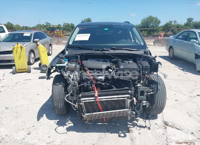 Photo 13 of 2019 Volkswagen Tiguan 2.0T SE/2.0T SEL/2.0T SEL R-LINE/2.0T SEL R-LINE BLACK (VIN 3VV3B7AX2KM147949)