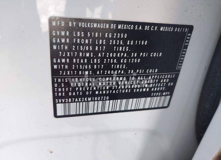 Photo 9 of 2019 Volkswagen Tiguan 2.0T SE/2.0T SEL/2.0T SEL R-LINE/2.0T SEL R-LINE BLACK (VIN 3VV3B7AX2KM160720)