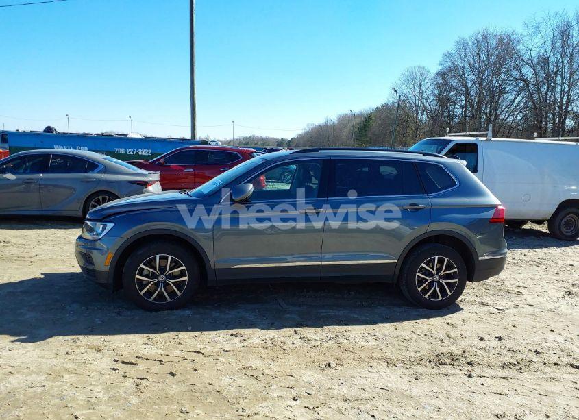 Photo 14 of 2021 Volkswagen Tiguan 2.0T SE/2.0T SE R-LINE BLACK/2.0T SEL (VIN 3VV3B7AX2MM006589)