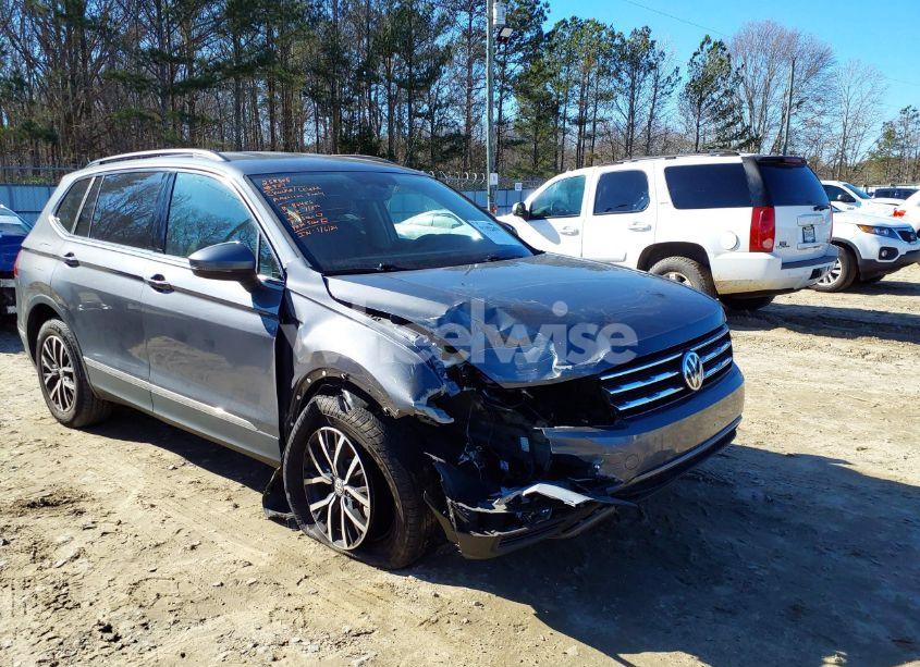 Photo 6 of 2021 Volkswagen Tiguan 2.0T SE/2.0T SE R-LINE BLACK/2.0T SEL (VIN 3VV3B7AX2MM006589)