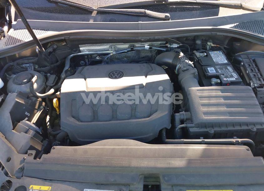 Photo 10 of 2021 Volkswagen Tiguan 2.0T SE/2.0T SE R-LINE BLACK/2.0T SEL (VIN 3VV3B7AX2MM130023)