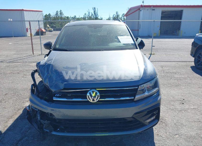 Photo 13 of 2021 Volkswagen Tiguan 2.0T SE/2.0T SE R-LINE BLACK/2.0T SEL (VIN 3VV3B7AX2MM130023)