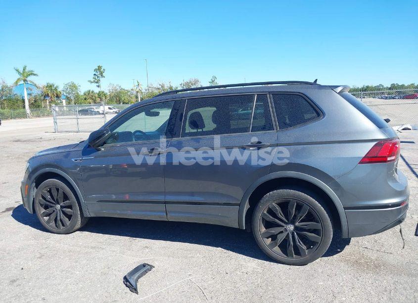 Photo 15 of 2021 Volkswagen Tiguan 2.0T SE/2.0T SE R-LINE BLACK/2.0T SEL (VIN 3VV3B7AX2MM130023)