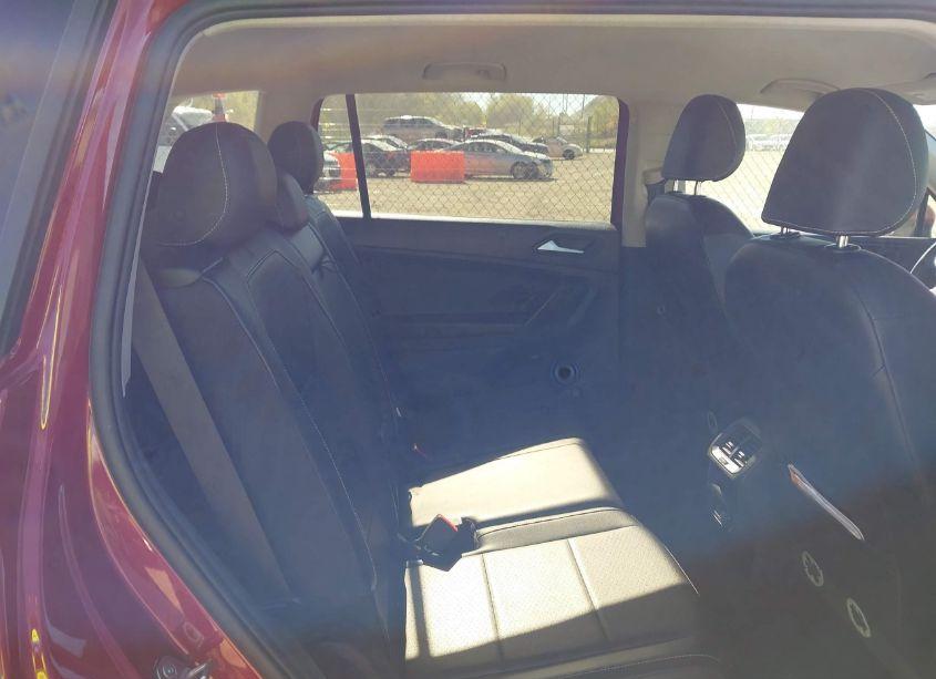 Photo 8 of 2021 Volkswagen Tiguan 2.0T SE/2.0T SE R-LINE BLACK/2.0T SEL (VIN 3VV3B7AX2MM138624)