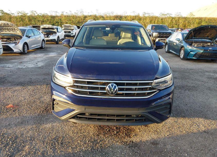 Photo 12 of 2022 Volkswagen Tiguan 2.0T SE (VIN 3VV3B7AX2NM166666)