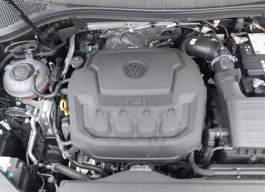 Photo 10 of 2024 Volkswagen Tiguan 2.0T SE/WOLFSBURG EDITION (VIN 3VV3B7AX2RM124083)