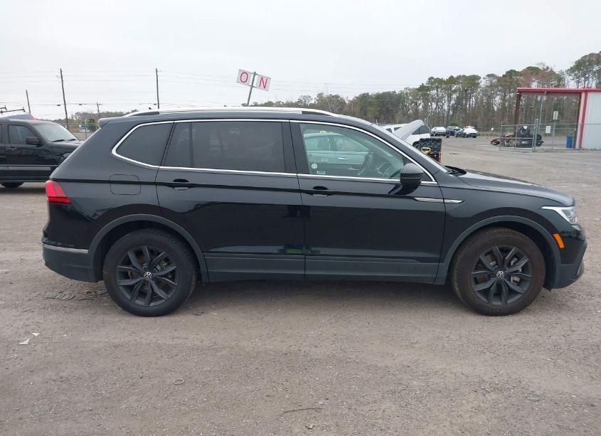 Photo 13 of 2024 Volkswagen Tiguan 2.0T SE/WOLFSBURG EDITION (VIN 3VV3B7AX2RM124083)