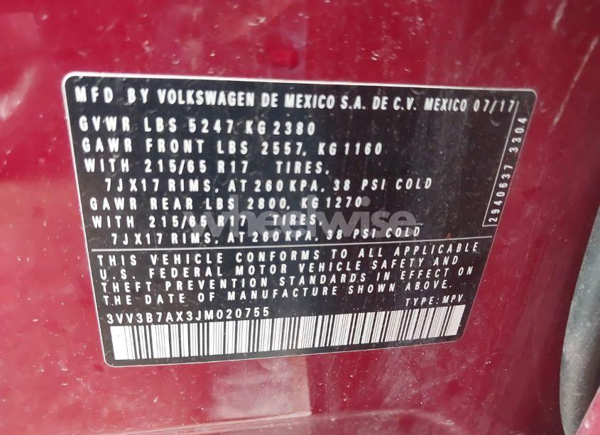 Photo 9 of 2018 Volkswagen Tiguan (VIN 3VV3B7AX3JM020755)