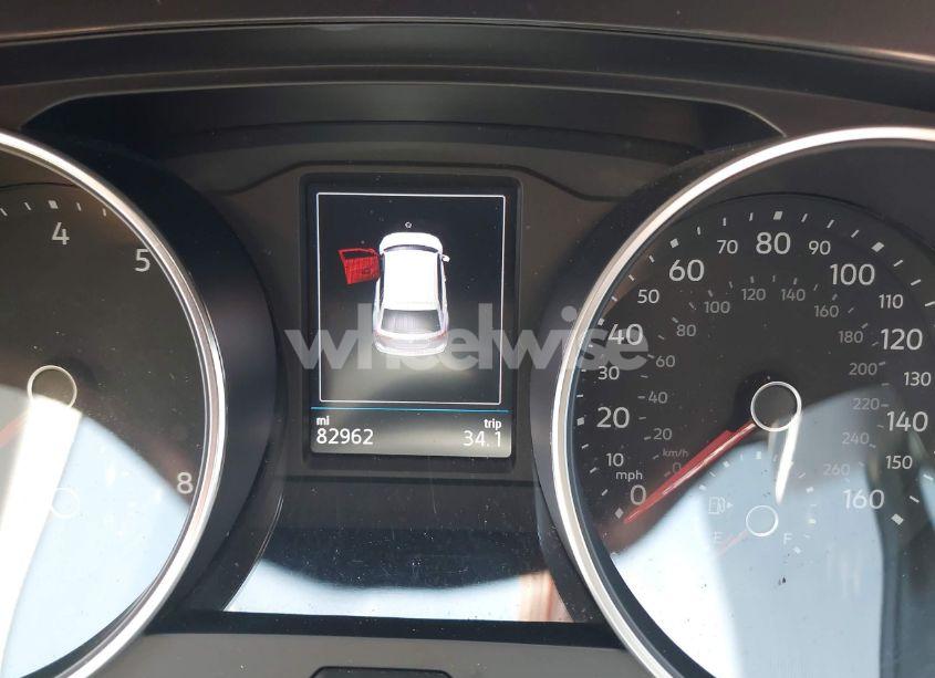 Photo 7 of 2018 Volkswagen Tiguan 2.0T SE/2.0T SEL (VIN 3VV3B7AX3JM126154)