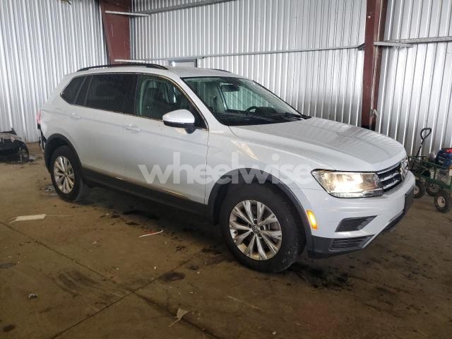 Photo 8 of 2018 VOLKSWAGEN TIGUAN SE (VIN 3VV3B7AX3JM214153)