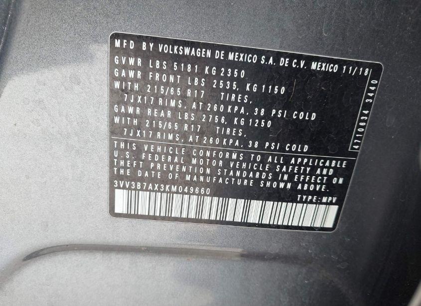 Photo 9 of 2019 Volkswagen Tiguan (VIN 3VV3B7AX3KM049660)