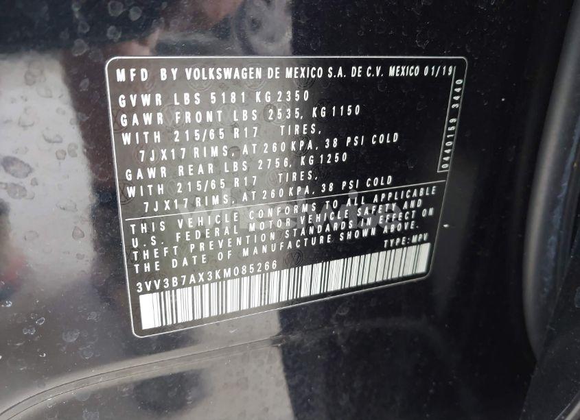 Photo 9 of 2019 Volkswagen Tiguan 2.0T SE/2.0T SEL/2.0T SEL R-LINE/2.0T SEL R-LINE BLACK (VIN 3VV3B7AX3KM085266)