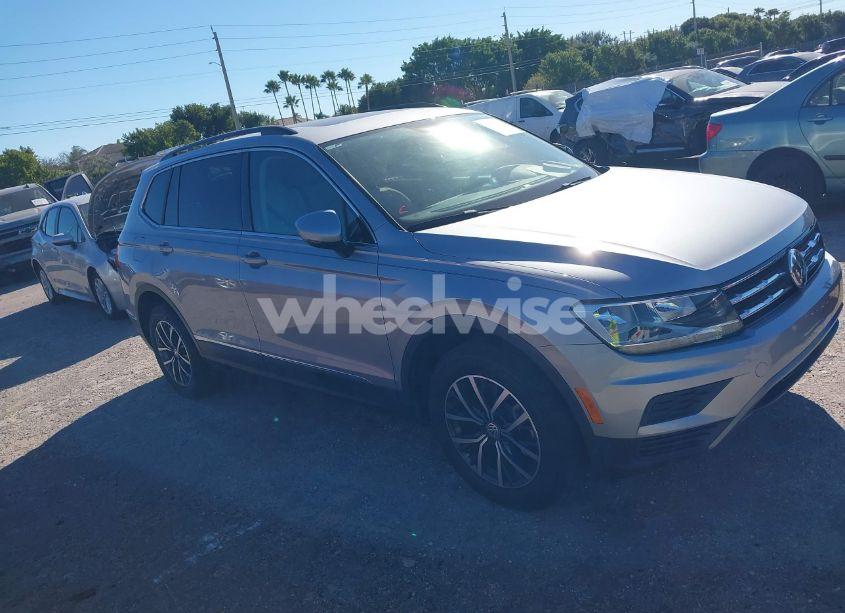 Photo 18 of 2020 Volkswagen Tiguan 2.0T SE/2.0T SE R-LINE BLACK/2.0T SEL (VIN 3VV3B7AX3LM067593)