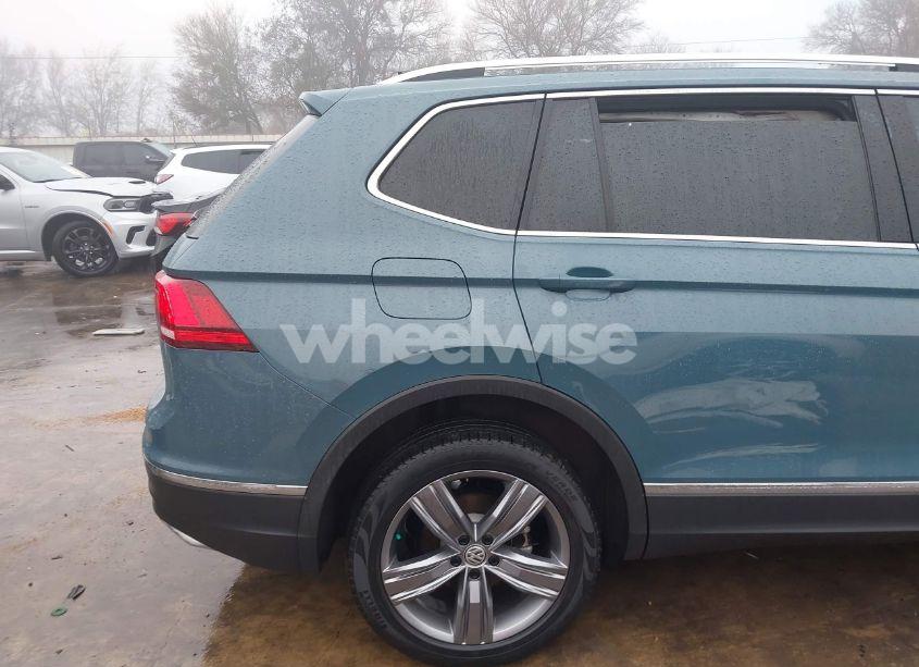 Photo 22 of 2020 Volkswagen Tiguan (VIN 3VV3B7AX3LM115514)