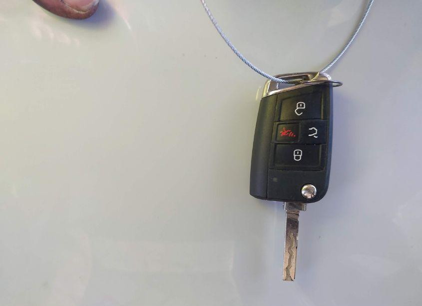 Photo 11 of 2020 Volkswagen Tiguan 2.0T SE/2.0T SE R-LINE BLACK/2.0T SEL (VIN 3VV3B7AX3LM150571)