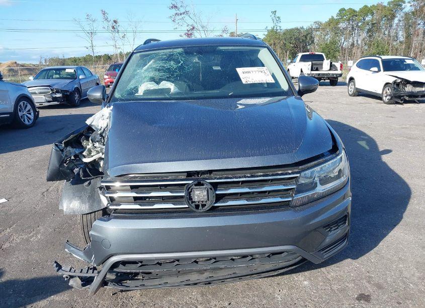 Photo 12 of 2020 Volkswagen Tiguan 2.0T SE/2.0T SE R-LINE BLACK/2.0T SEL (VIN 3VV3B7AX3LM150571)