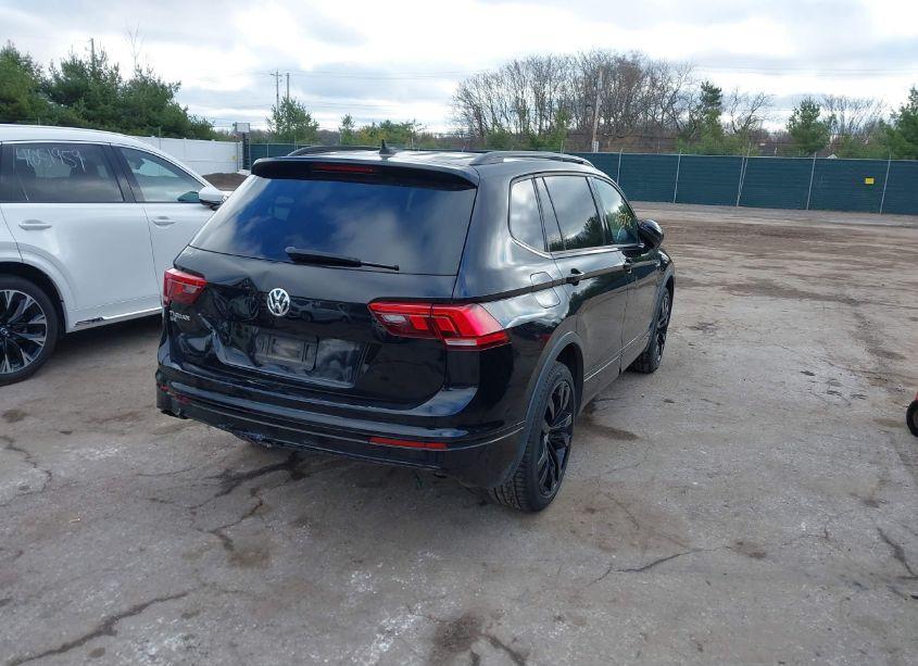 Photo 4 of 2021 Volkswagen Tiguan 2.0T SE/2.0T SE R-LINE BLACK/2.0T SEL (VIN 3VV3B7AX3MM088834)