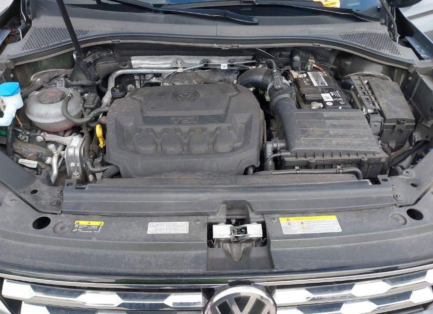 Photo 10 of 2021 Volkswagen Tiguan (VIN 3VV3B7AX3MM099297)