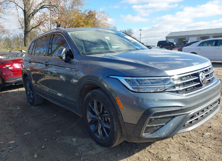 Photo 6 of 2022 Volkswagen Tiguan 2.0T SE (VIN 3VV3B7AX3NM088303)