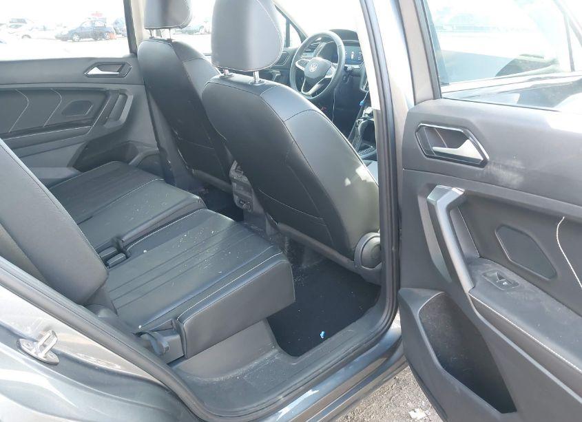 Photo 8 of 2022 Volkswagen Tiguan 2.0T SE (VIN 3VV3B7AX3NM088303)