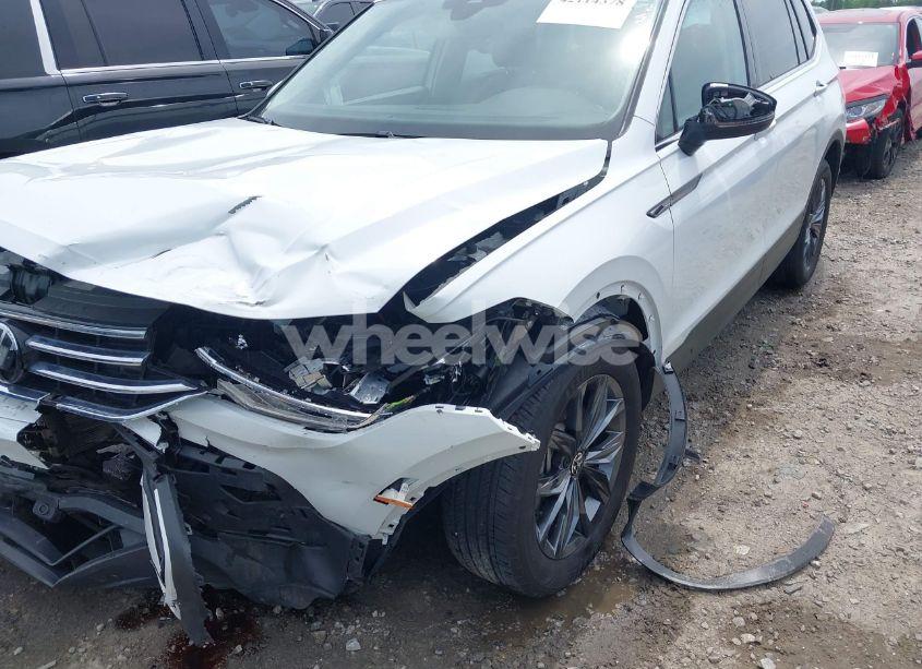Photo 20 of 2022 Volkswagen Tiguan 2.0T SE (VIN 3VV3B7AX3NM176770)