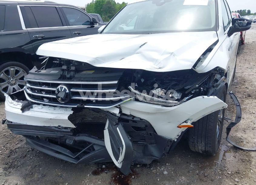 Photo 6 of 2022 Volkswagen Tiguan 2.0T SE (VIN 3VV3B7AX3NM176770)