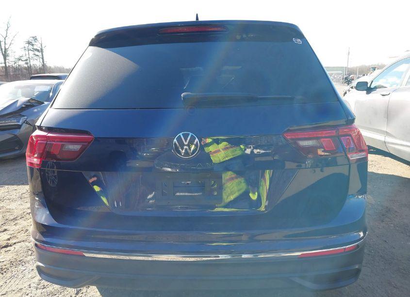 Photo 16 of 2023 Volkswagen Tiguan 2.0T SE (VIN 3VV3B7AX3PM021218)