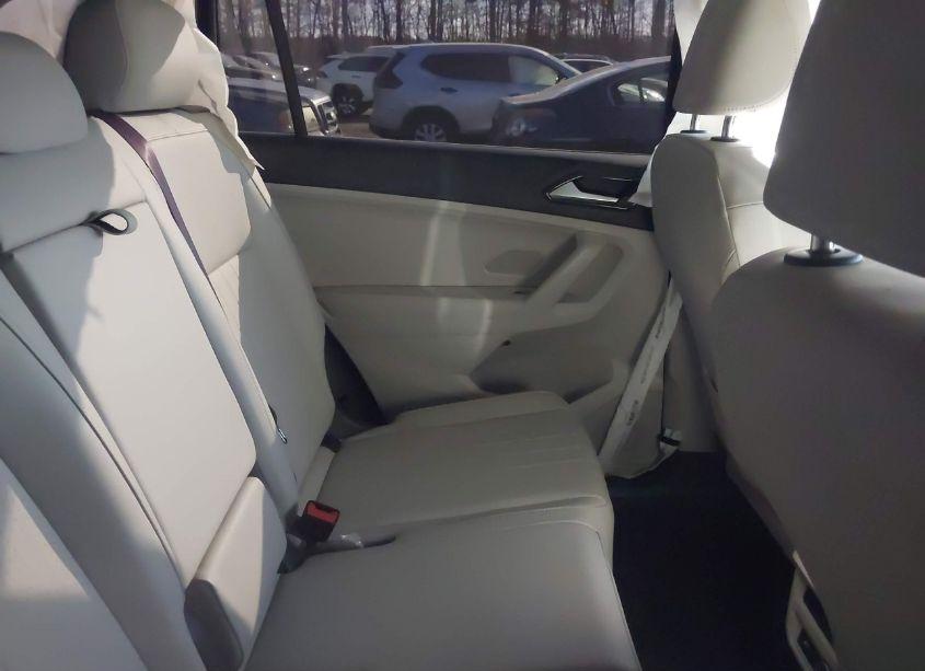 Photo 8 of 2023 Volkswagen Tiguan 2.0T SE (VIN 3VV3B7AX3PM021218)