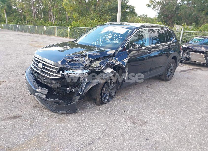 Photo 2 of 2023 Volkswagen Tiguan 2.0T SE (VIN 3VV3B7AX3PM059838)