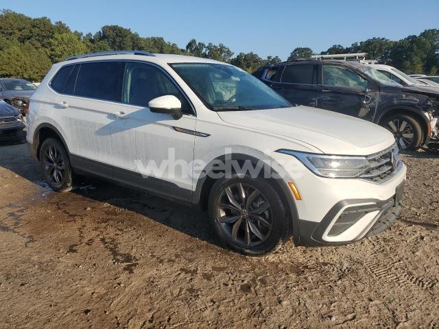 Photo 8 of 2024 VOLKSWAGEN TIGUAN SE (VIN 3VV3B7AX3RM030455)
