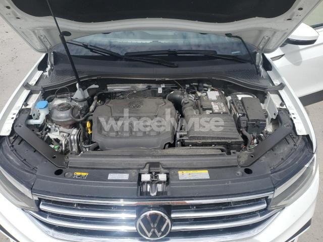 Photo 8 of 2024 VOLKSWAGEN TIGUAN SE (VIN 3VV3B7AX3RM124383)