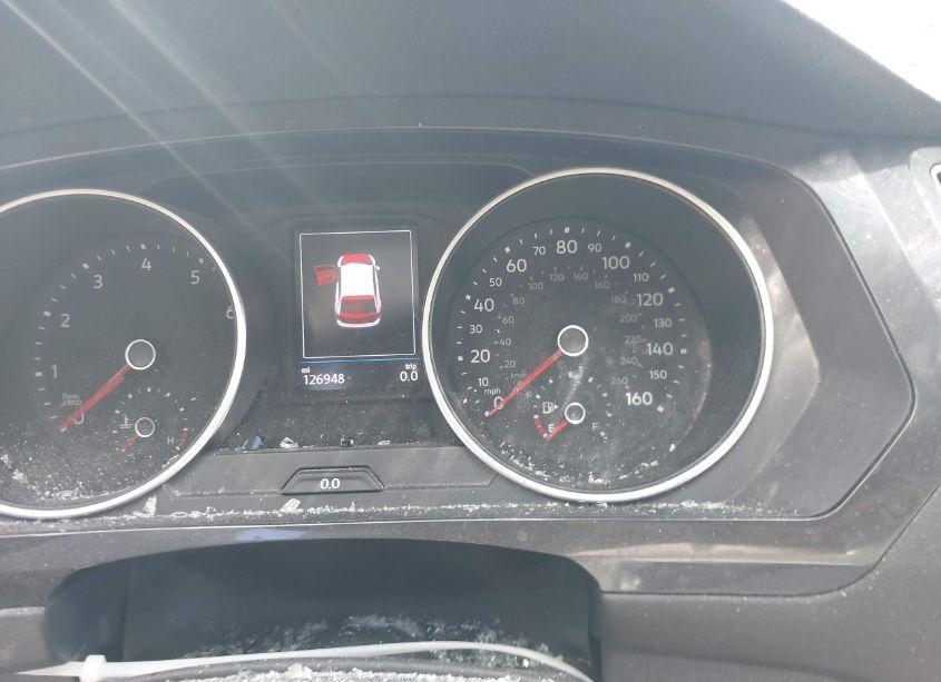 Photo 7 of 2018 Volkswagen Tiguan 2.0T SE/2.0T SEL (VIN 3VV3B7AX4JM171295)