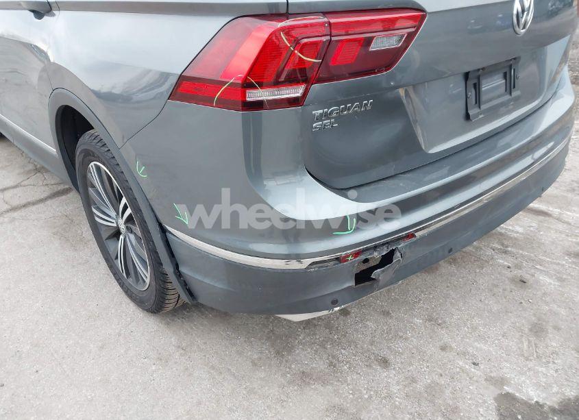 Photo 20 of 2019 Volkswagen Tiguan 2.0T SE/2.0T SEL/2.0T SEL R-LINE/2.0T SEL R-LINE BLACK (VIN 3VV3B7AX4KM061509)