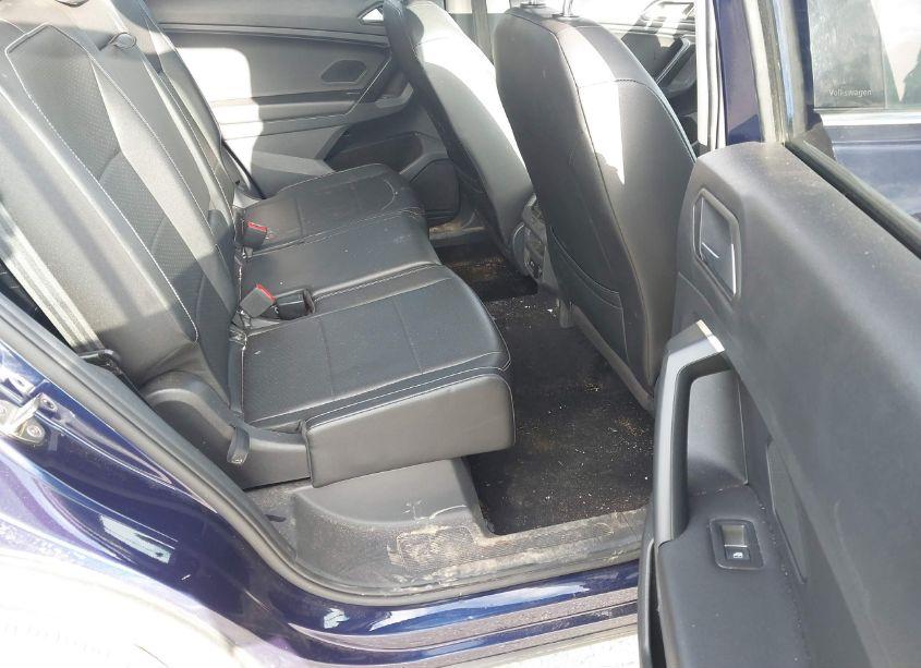 Photo 8 of 2021 Volkswagen Tiguan 2.0T SE/2.0T SE R-LINE BLACK/2.0T SEL (VIN 3VV3B7AX4MM100120)