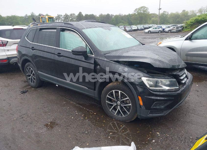 2021 Volkswagen Tiguan 2.0T SE/2.0T SE R-LINE BLACK/2.0T SEL (VIN 3VV3B7AX4MM114454) main photo