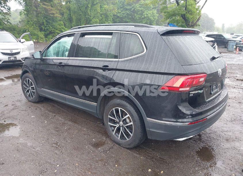 Photo 3 of 2021 Volkswagen Tiguan 2.0T SE/2.0T SE R-LINE BLACK/2.0T SEL (VIN 3VV3B7AX4MM114454)