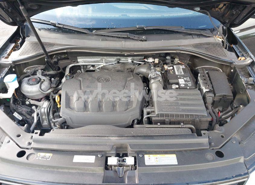 Photo 10 of 2021 Volkswagen Tiguan 2.0T SE/2.0T SE R-LINE BLACK/2.0T SEL (VIN 3VV3B7AX4MM116320)