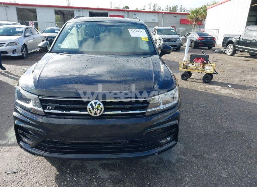 Photo 13 of 2021 Volkswagen Tiguan 2.0T SE/2.0T SE R-LINE BLACK/2.0T SEL (VIN 3VV3B7AX4MM116320)