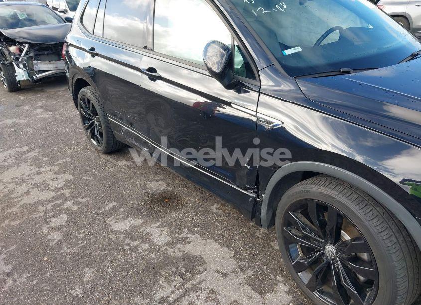 Photo 6 of 2021 Volkswagen Tiguan 2.0T SE/2.0T SE R-LINE BLACK/2.0T SEL (VIN 3VV3B7AX4MM116320)