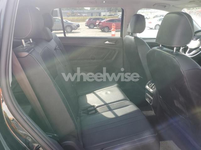Photo 10 of 2022 VOLKSWAGEN TIGUAN SE (VIN 3VV3B7AX4NM092408)