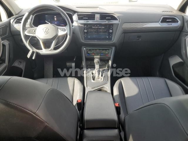 Photo 11 of 2022 VOLKSWAGEN TIGUAN SE (VIN 3VV3B7AX4NM092408)