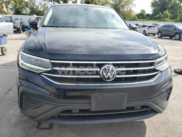 Photo 5 of 2022 VOLKSWAGEN TIGUAN SE (VIN 3VV3B7AX4NM092408)