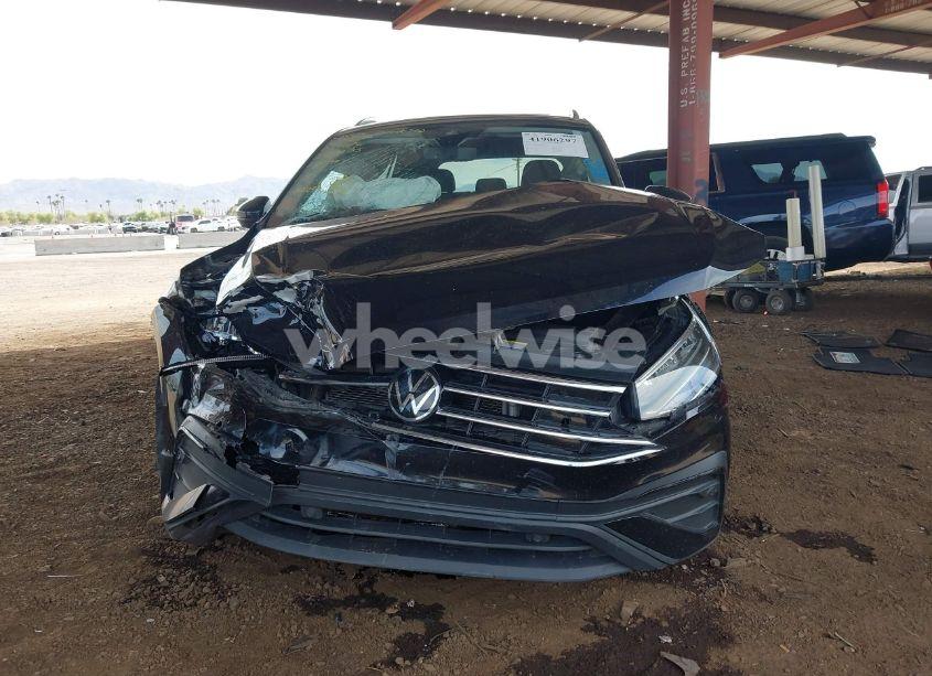 Photo 6 of 2022 Volkswagen Tiguan 2.0T SE (VIN 3VV3B7AX4NM109997)