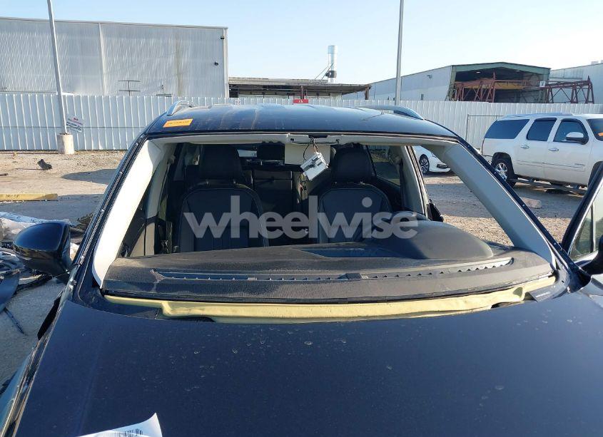 Photo 18 of 2024 Volkswagen Tiguan 2.0T SE/2.0T WOLFSBURG EDITION (VIN 3VV3B7AX4RM184821)