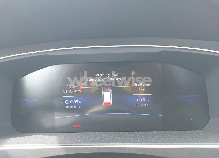 Photo 7 of 2024 Volkswagen Tiguan (VIN 3VV3B7AX4RM203903)