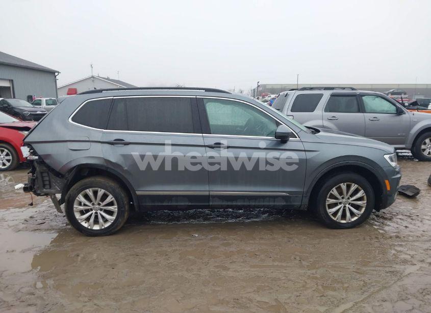 Photo 14 of 2018 Volkswagen Tiguan 2.0T SE/2.0T SEL (VIN 3VV3B7AX5JM026864)