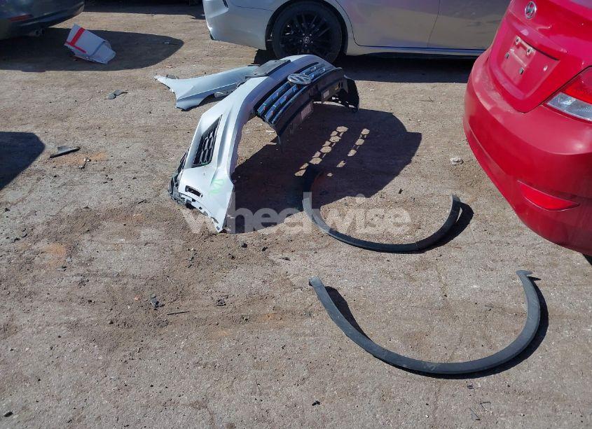 Photo 12 of 2018 Volkswagen Tiguan 2.0T SE/2.0T SEL (VIN 3VV3B7AX5JM047469)